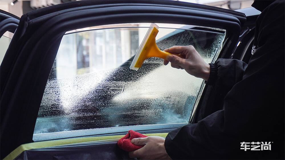 迈巴赫选择施工威固隐形车衣，施工流程展示（6）