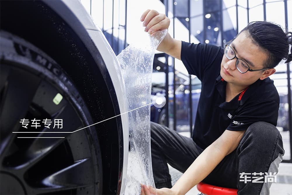 特斯拉ModelY白色施工威固漆面保护膜过程及效果展示（图十六）