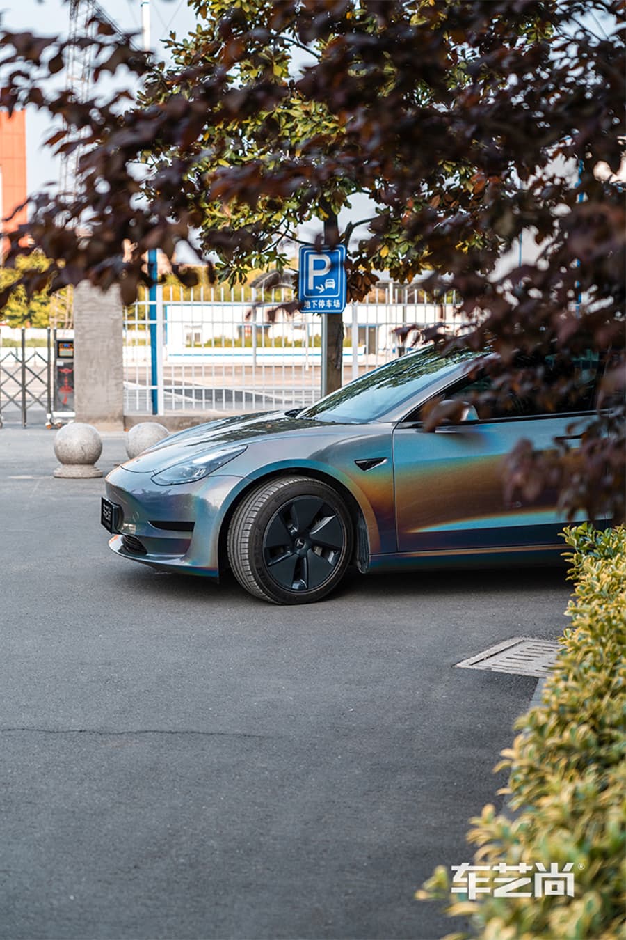 特斯拉 Model 3  施工AX-3D炫彩色改色膜过程及效果展示（图十六）