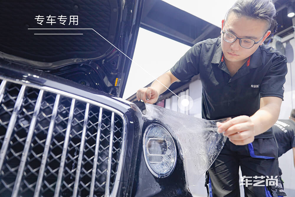 宾利飞驰施工威固漆面保护膜过程展示（九）