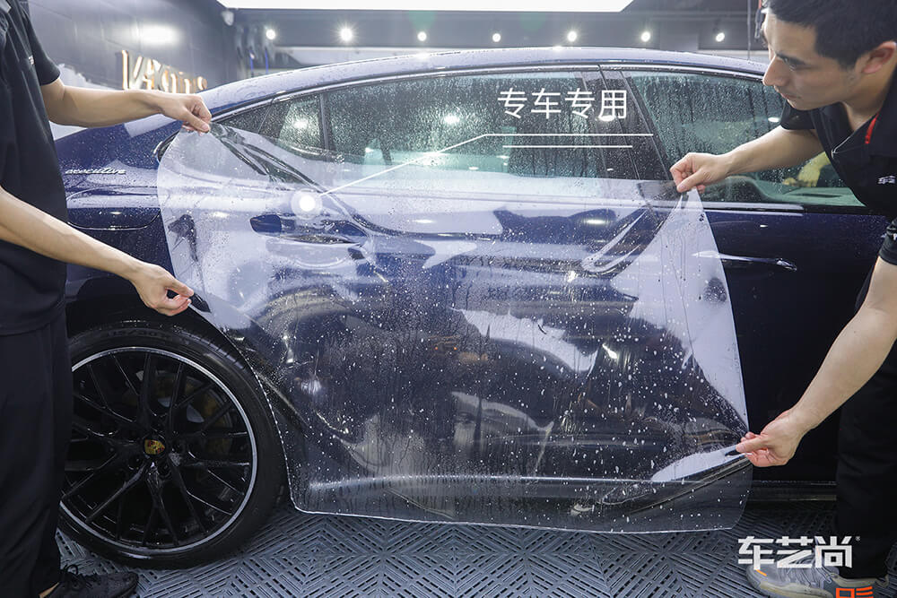 保时捷帕拉梅拉施工威固漆面保护膜过程展示（图三）