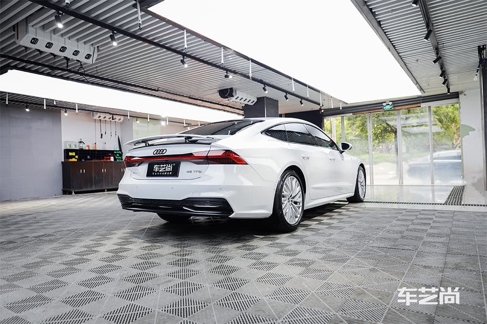 奥迪A7 施工威固漆面保护膜过程及效果展示（图三二）