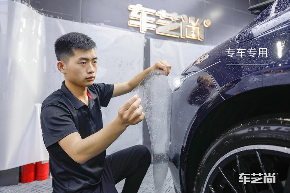 保时捷帕拉梅拉施工威固漆面保护膜过程展示（图八）