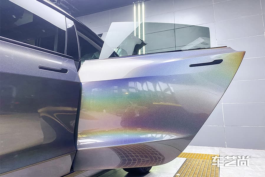 特斯拉 Model 3  施工AX-3D炫彩色改色膜过程及效果展示（图十）