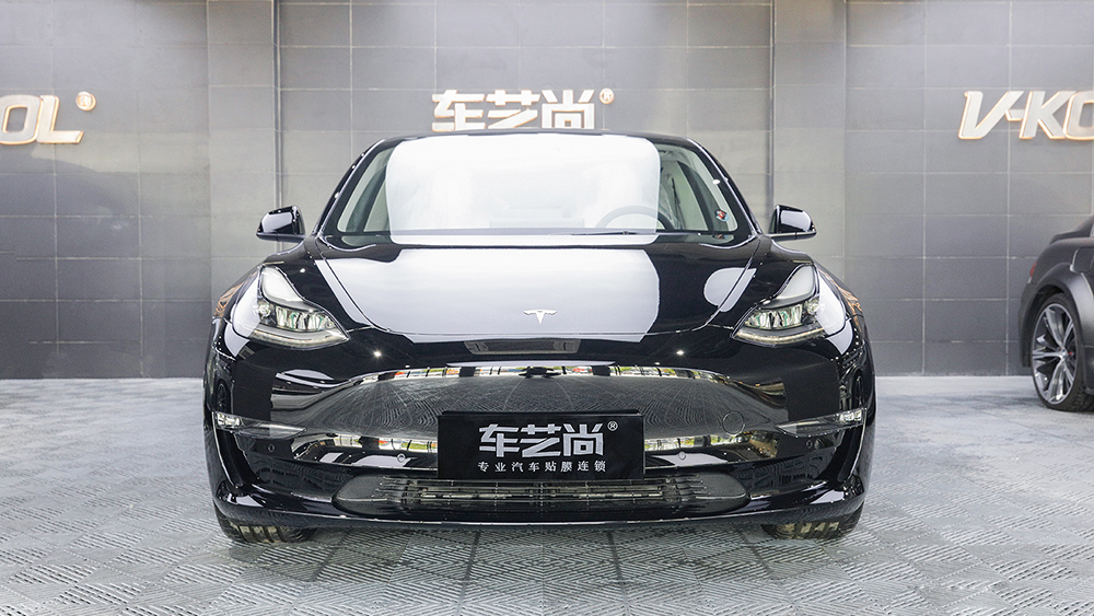 特斯拉Model 3施工威固漆面保护膜过程及效果展示