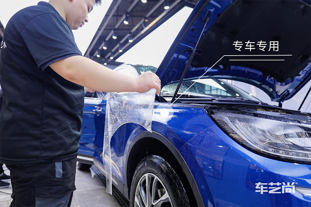 林肯冒险家施工威固漆面保护膜施工过程（八）