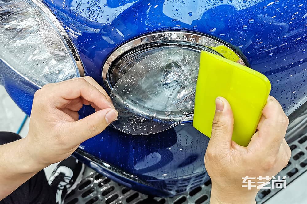 宾利飞驰蓝色施工威固漆面保护膜流程及效果展示（图八）