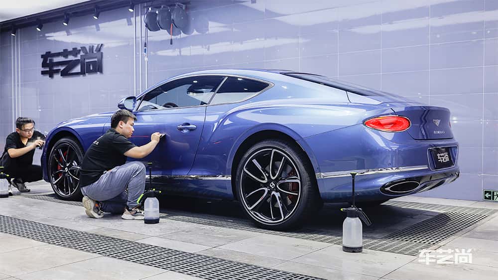 宾利蓝色施工威固漆面保护膜流程及效果展示（图七）