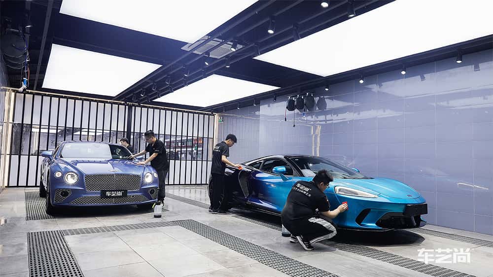 迈凯伦 GT 蓝色施工威固漆面保护膜流程及效果展示（图五）