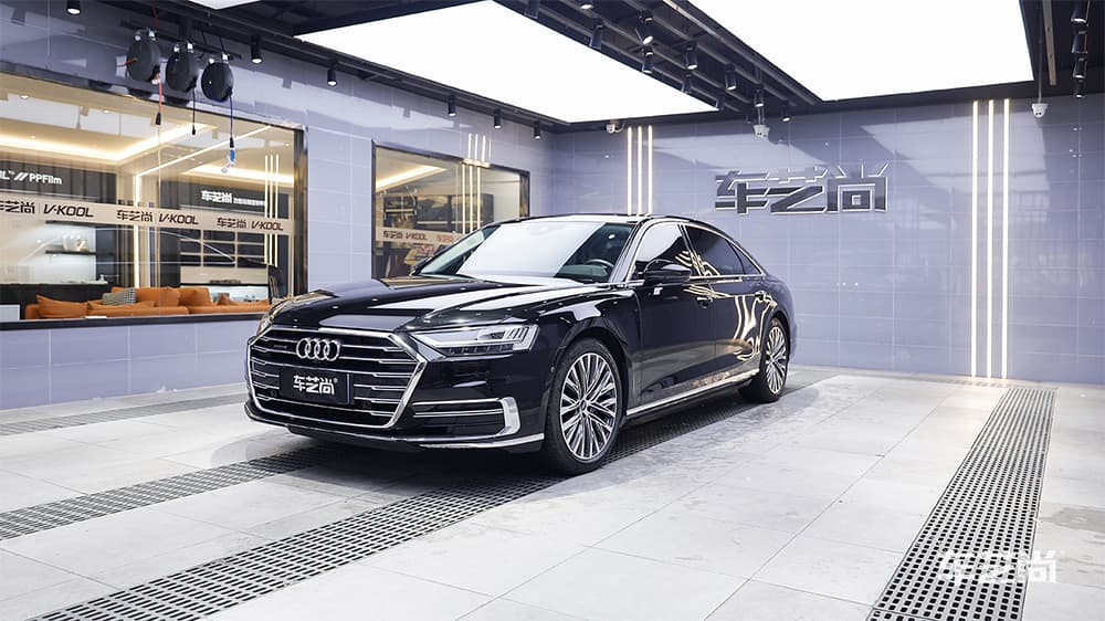 奥迪A8 黑色施工威固漆面保护膜流程及效果展示（图二八）