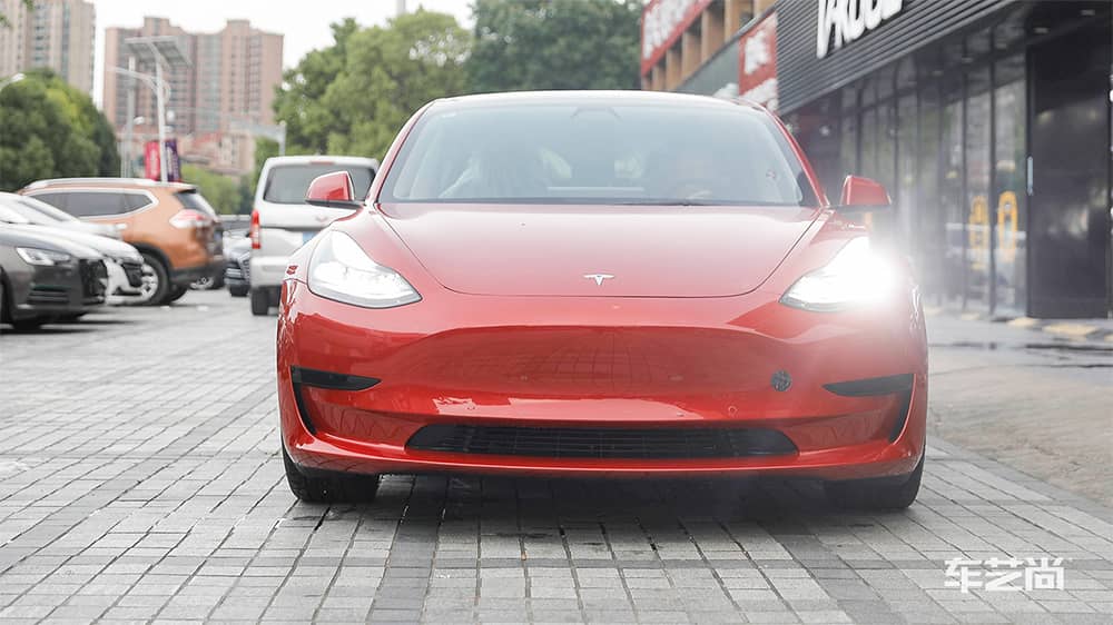 特斯拉Modle3红色施工威固漆面保护膜过程及效果展示（图三十）