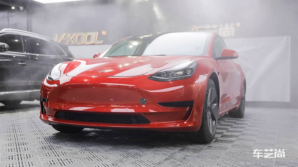 特斯拉Modle3红色施工威固漆面保护膜过程及效果展示（图三）