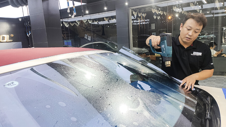 豪华跑车宾利欧陆GT施工威固VP70隔热膜（图4）