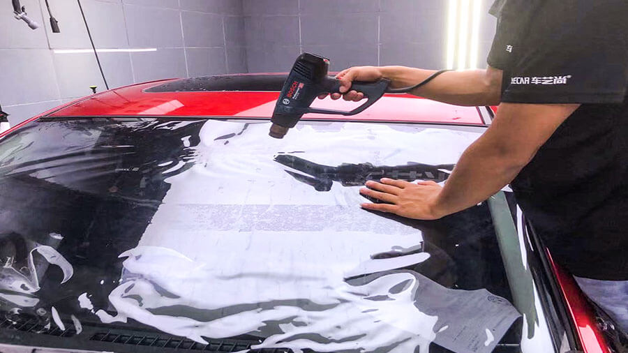 马自达3红色施工威固玻璃膜VK70案例（图4）