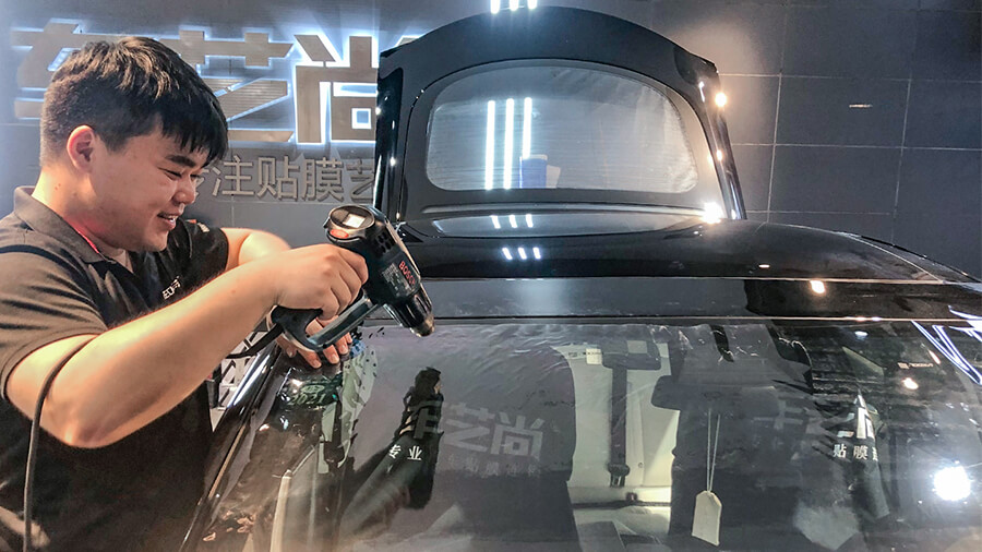 特斯拉modelS黑色施工威固玻璃膜VK70（图4）