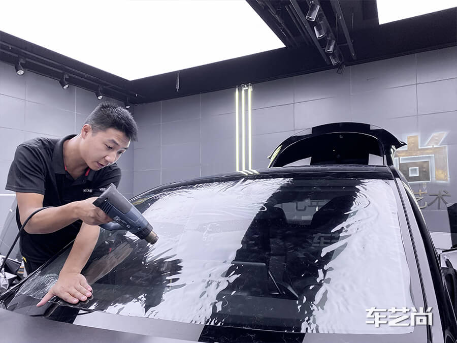 特斯拉modelY黑色施工改色膜+威固+龙膜案例（图3）