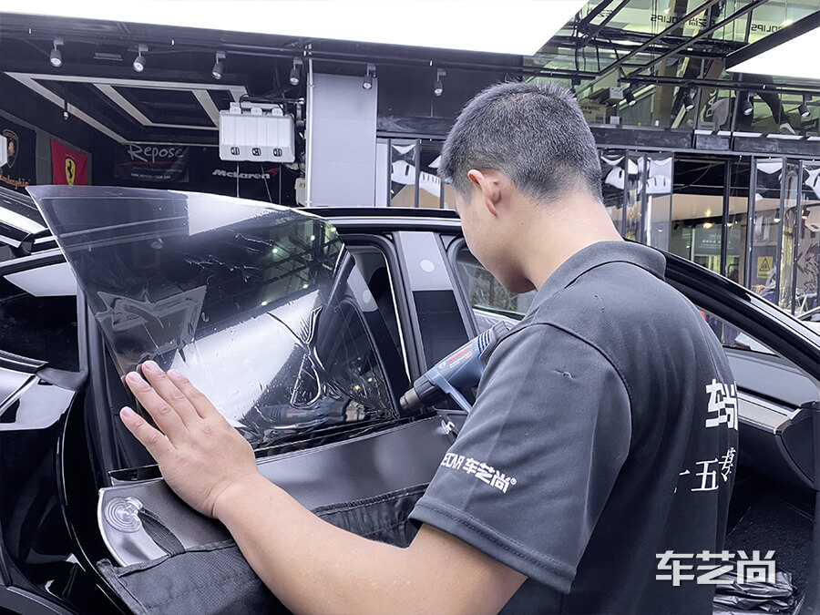 特斯拉modelY黑色施工改色膜+威固+龙膜案例（图5）