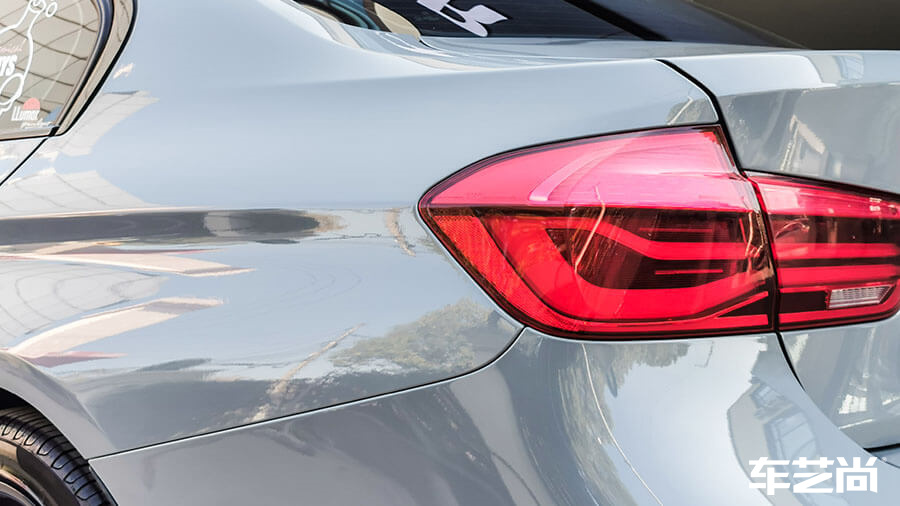 宝马3系蓝色施工车身改色膜纳多灰（图10）