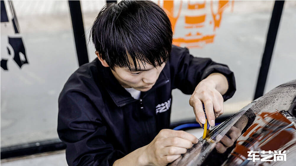 高合HiPhiX紫色施工威固隐形车衣（图3）