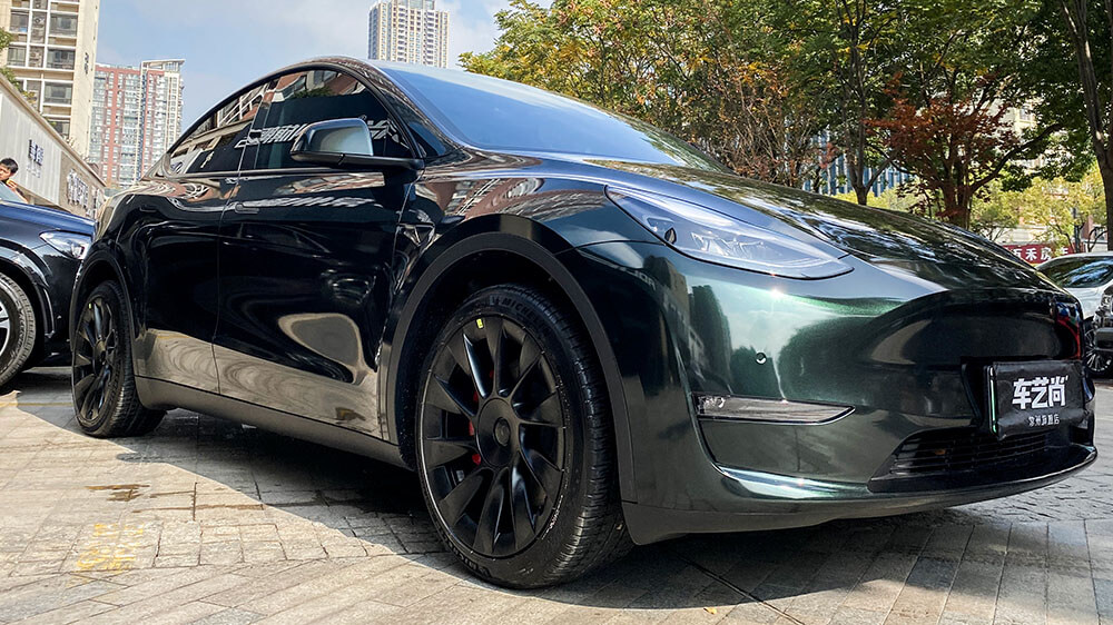 特斯拉MODEL-Y黑色施工AX祖母石绿+龙膜畅悦80前档（图18）