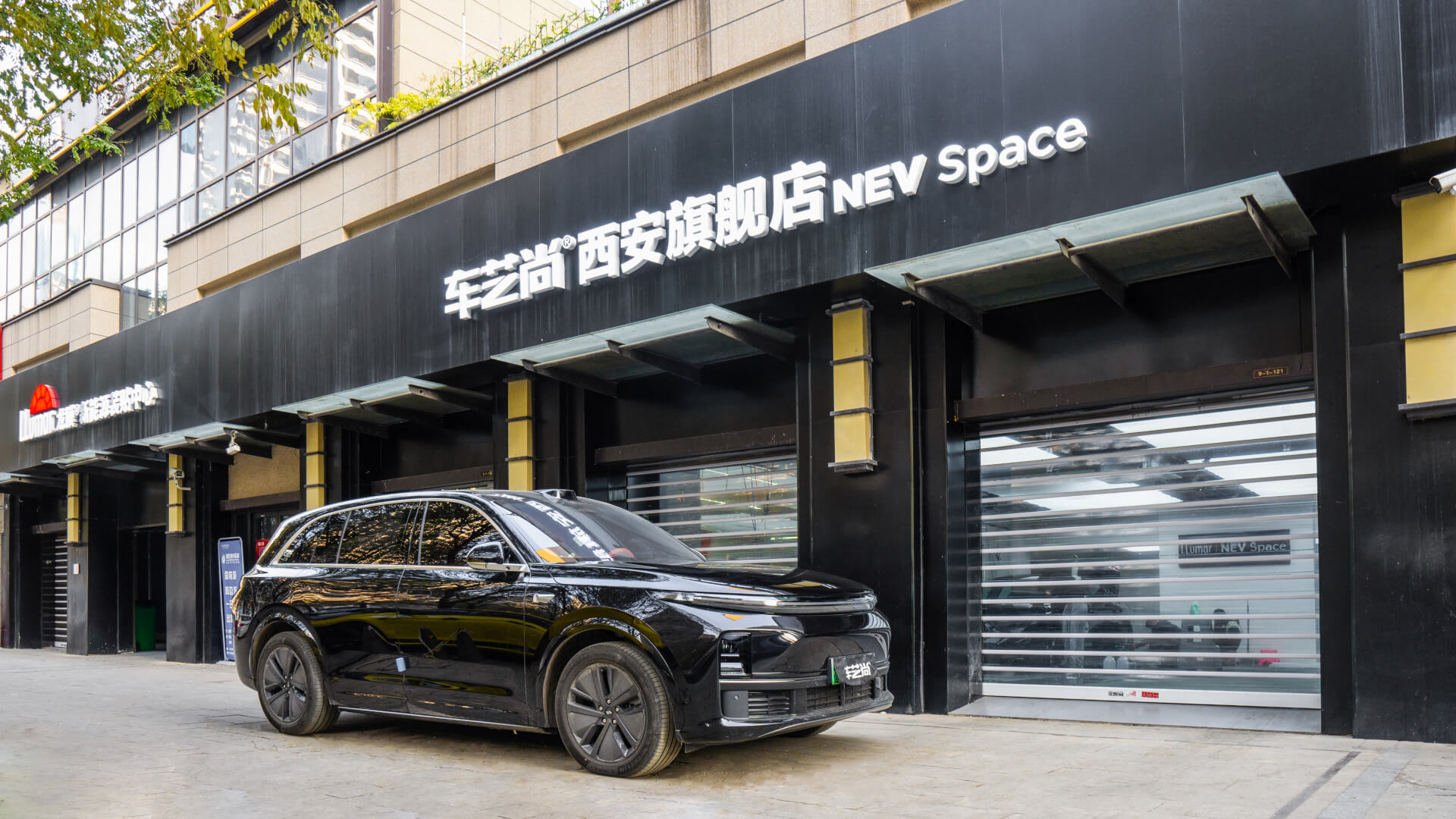 西安汽车贴膜怎么选？认准车艺尚西安龙膜授权店 正品施工更放心
